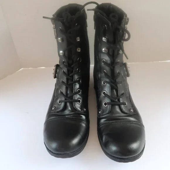 G by Guess Quilted Lace Up Biker Boots Sz 8.5 Black Buckle Grunge Combat Booties - Picture 12 of 14